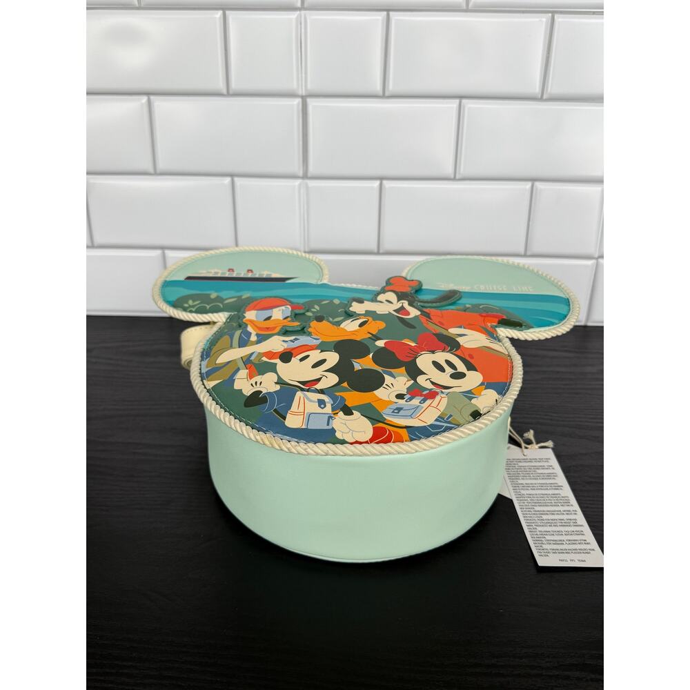 Loungefly Disney Cruise Line Mickey Friends Australia/New Zealand Crossbody NWT - Picture 5 of 5